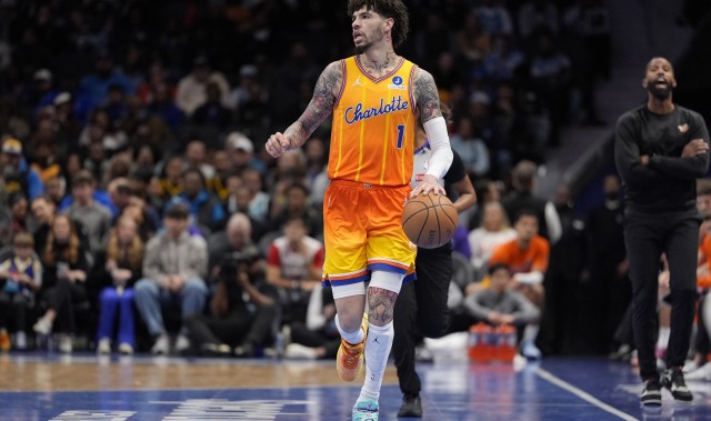 拉梅洛·鲍尔：我们不该是现在这样的战绩 会继续努力提高成绩